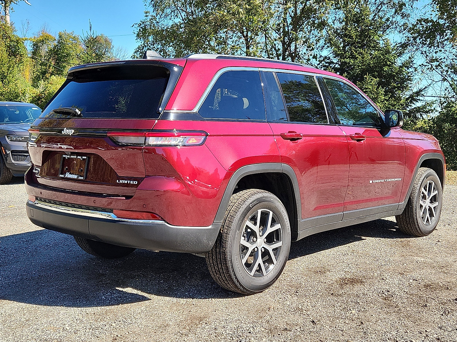New 2025 Jeep Grand Cherokee Limited image 4