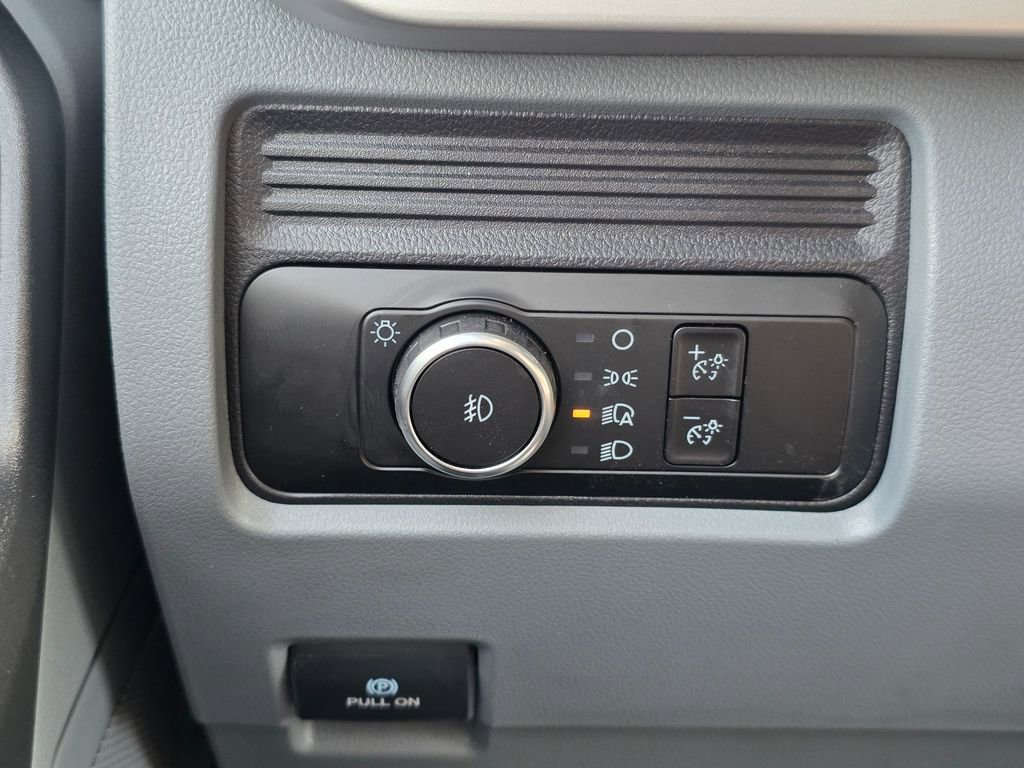 New 2026 Ford F600 4x4 Regular Cab Super Duty w/ XL Chrome Package image 31