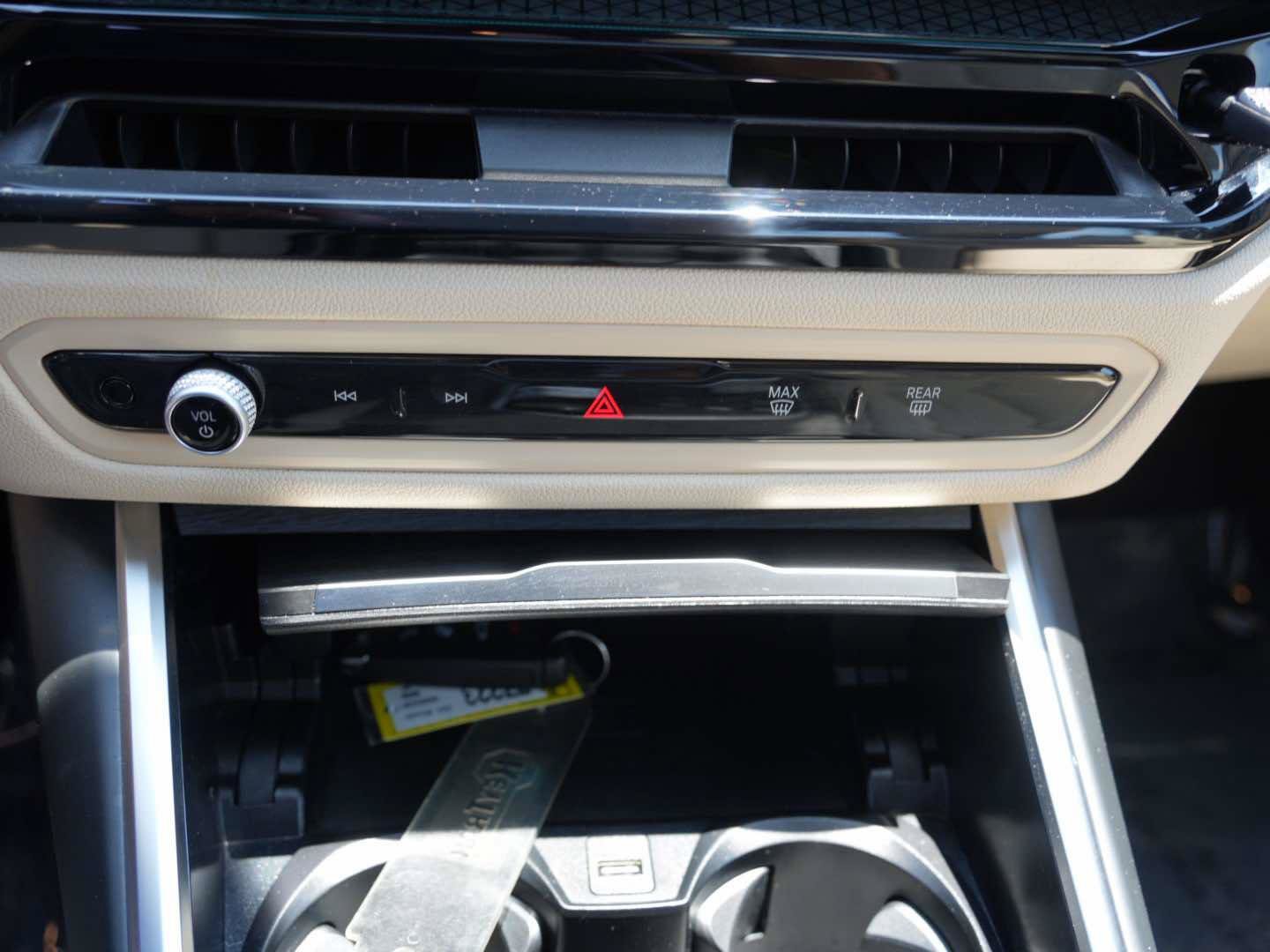Used 2026 BMW 430i Coupe w/ Parking Assistance Package RWD image 18