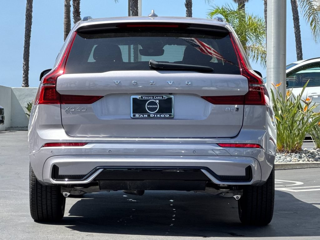 New 2026 Volvo XC60 B5 Plus w/ Protection Package Premier AWD/4WD image 4