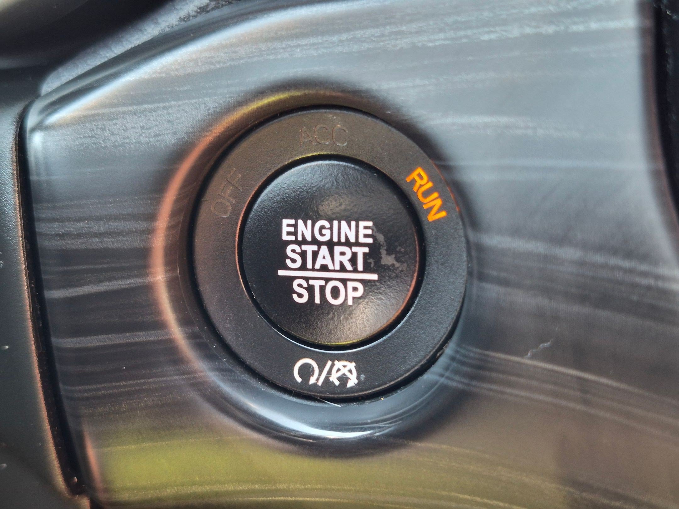 Used 2020 Jeep Grand Cherokee Altitude AWD/4WD image 22