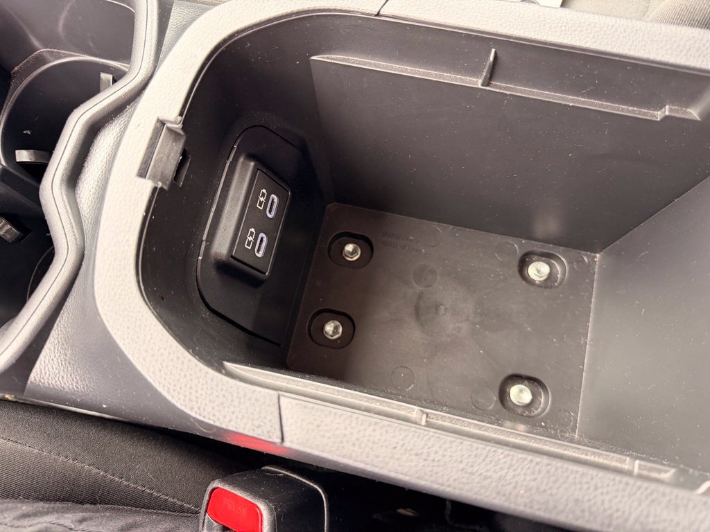 Used 2025 Toyota RAV4 LE AWD/4WD image 26