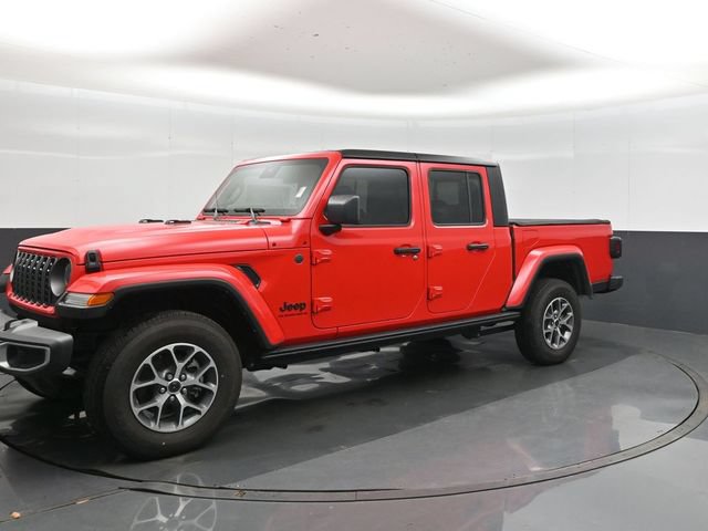 Used 2024 Jeep Gladiator Sport AWD/4WD image 4