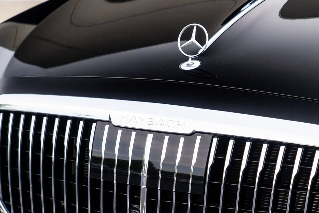Used 2023 Mercedes-Benz Maybach S 580 4MATIC image 3