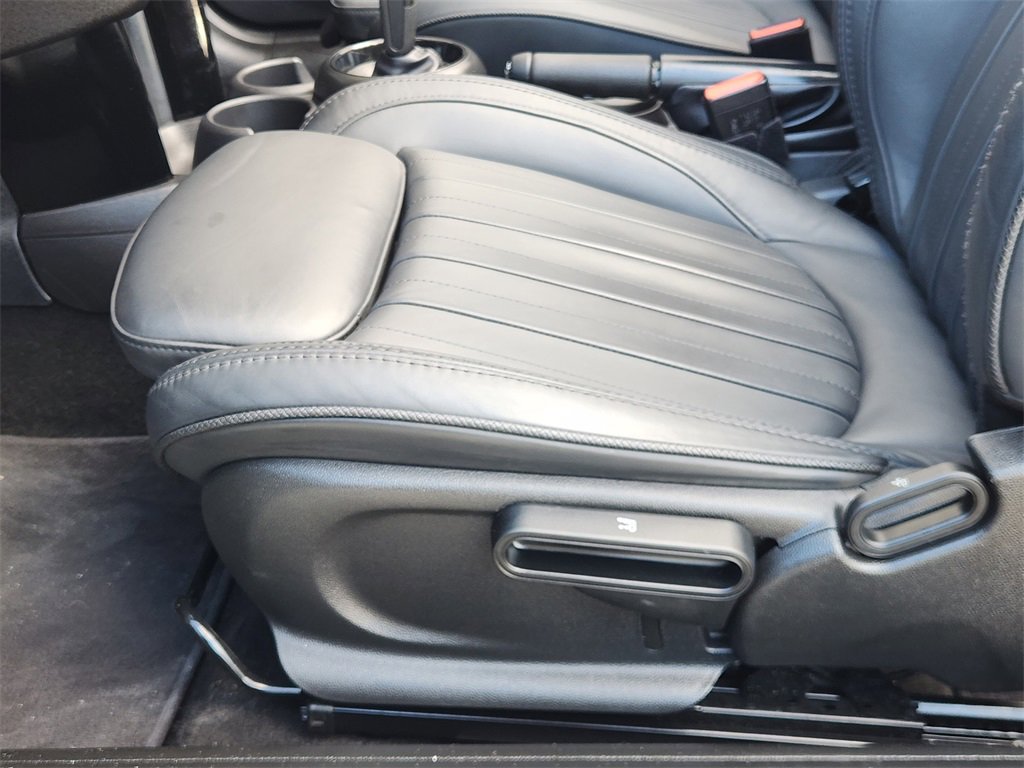 Used 2022 MINI Cooper S image 25