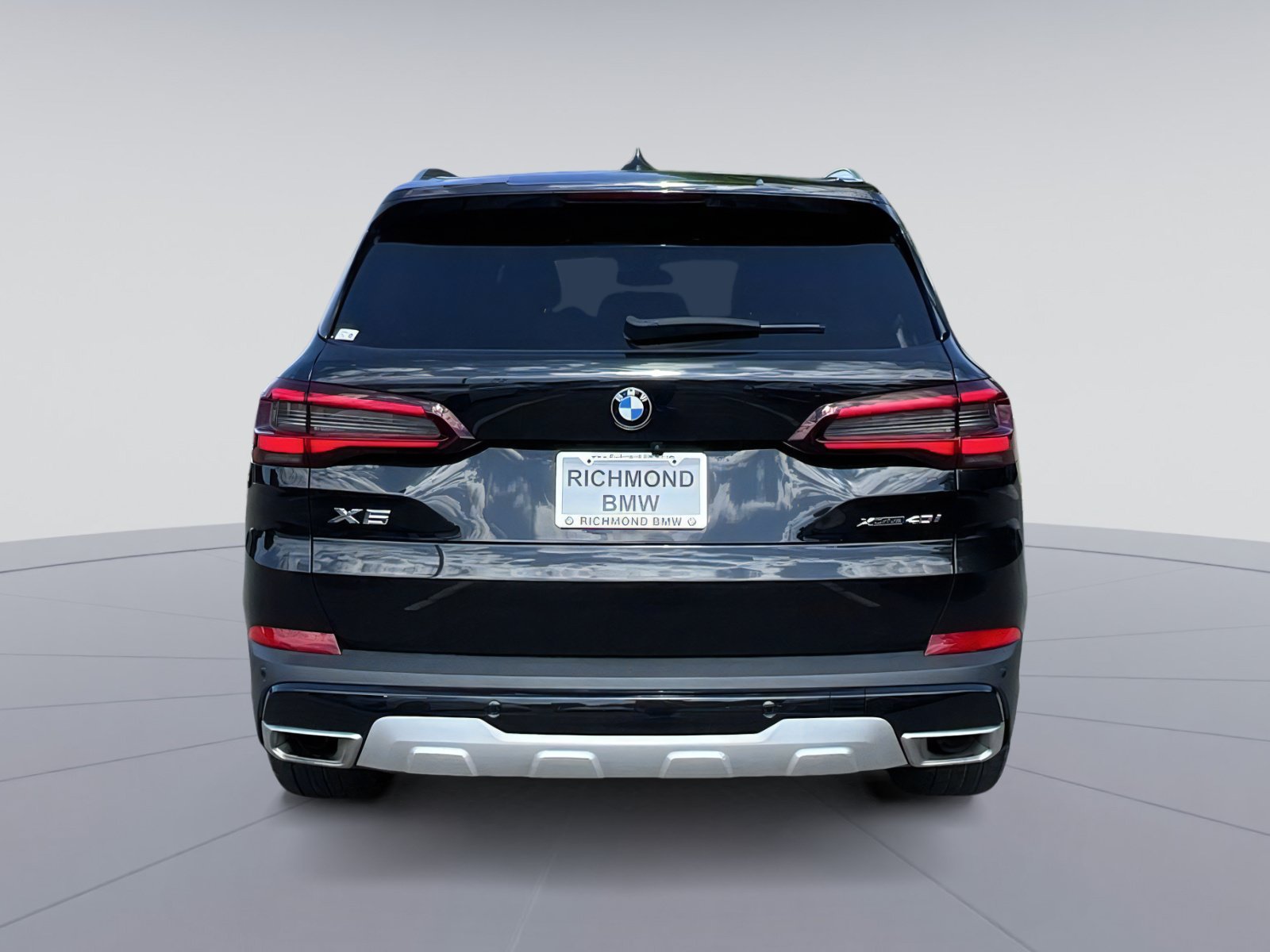 Used 2023 BMW X5 xDrive40i AWD/4WD image 4