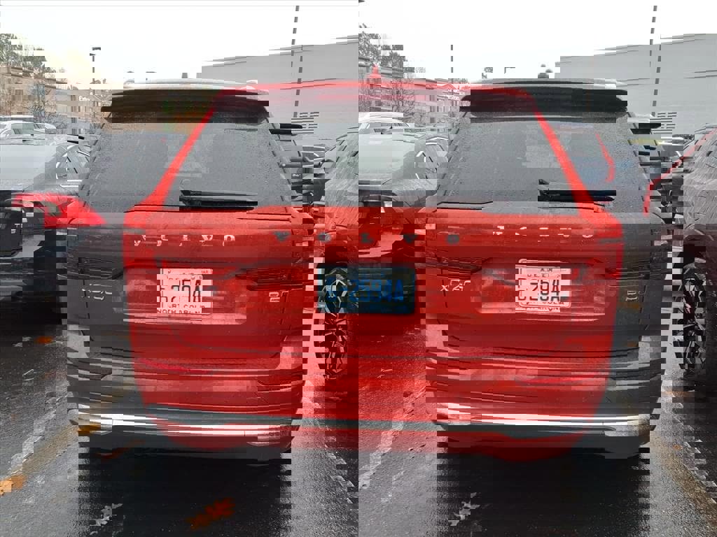 Certified 2023 Volvo XC60 B5 Ultimate image 7