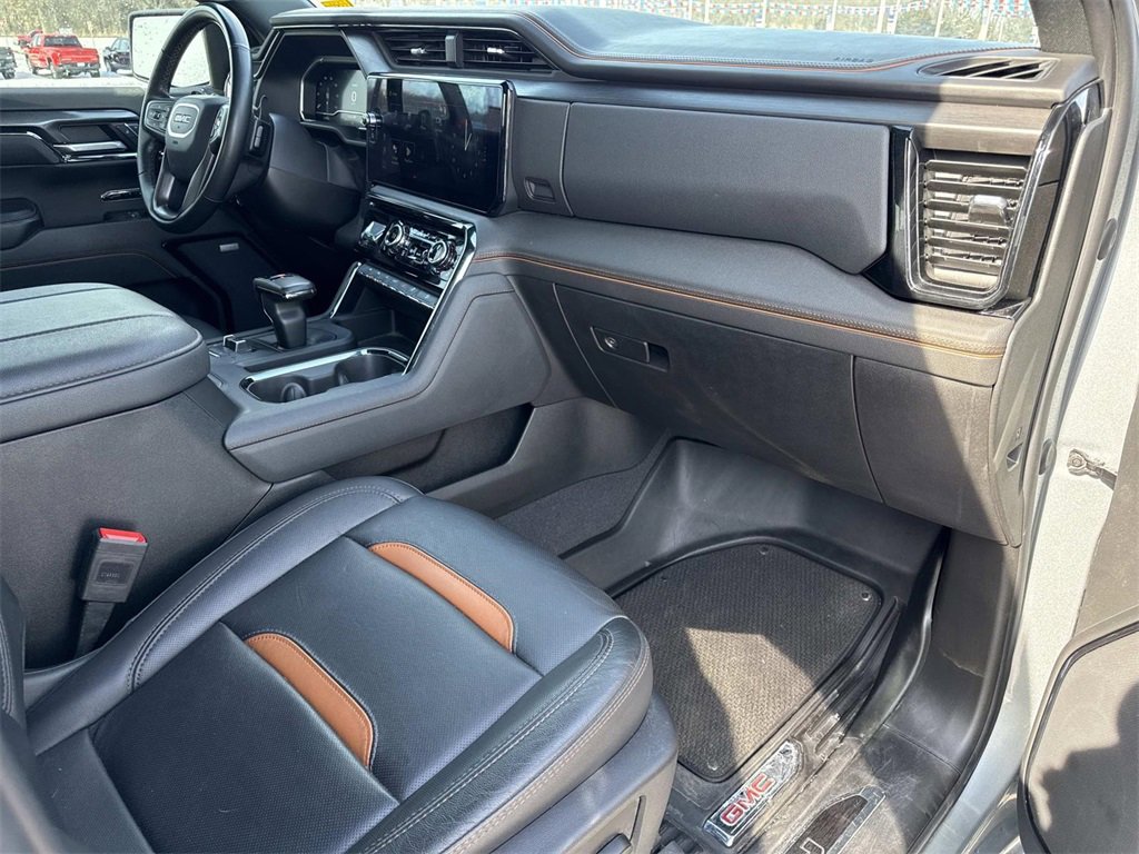Used 2023 GMC Sierra 1500 AT4 w/ AT4 Premium Package image 28