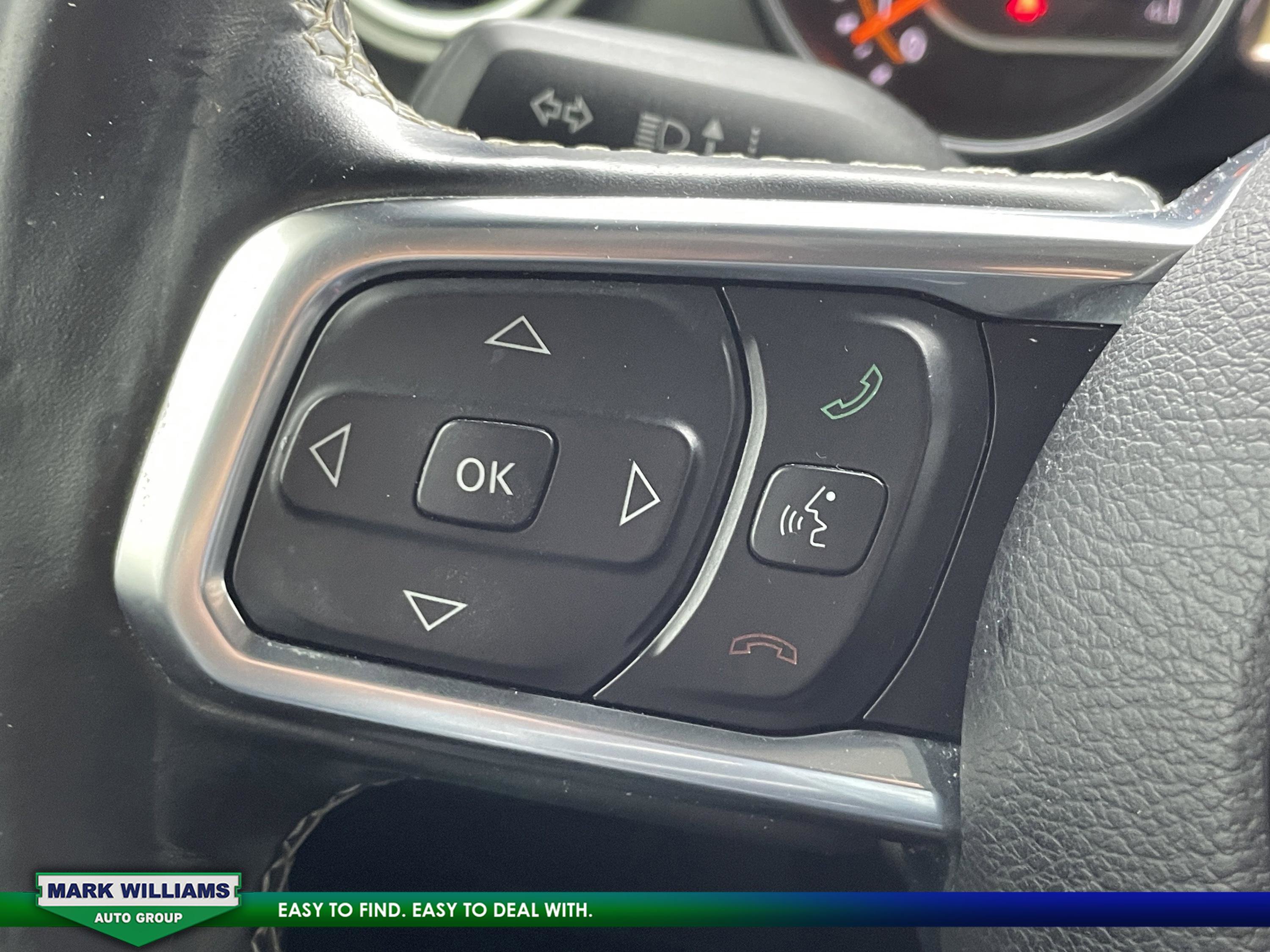 Used 2019 Jeep Wrangler Unlimited Sahara w/ Safety Group image 17