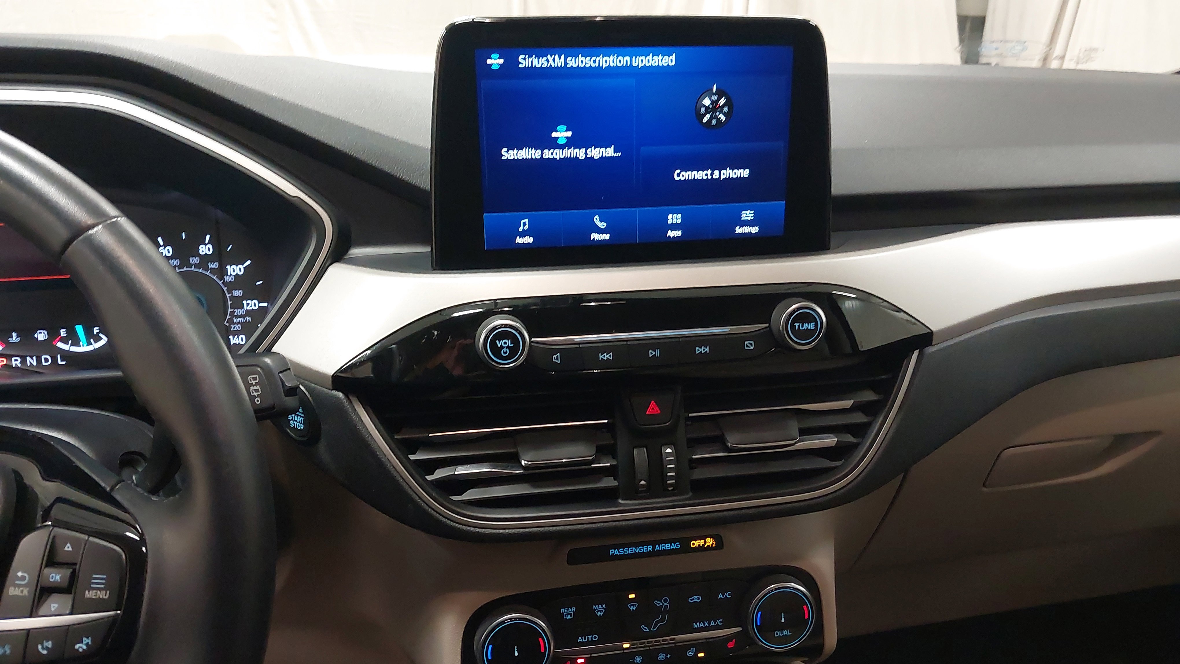 Used 2022 Ford Escape SEL image 20