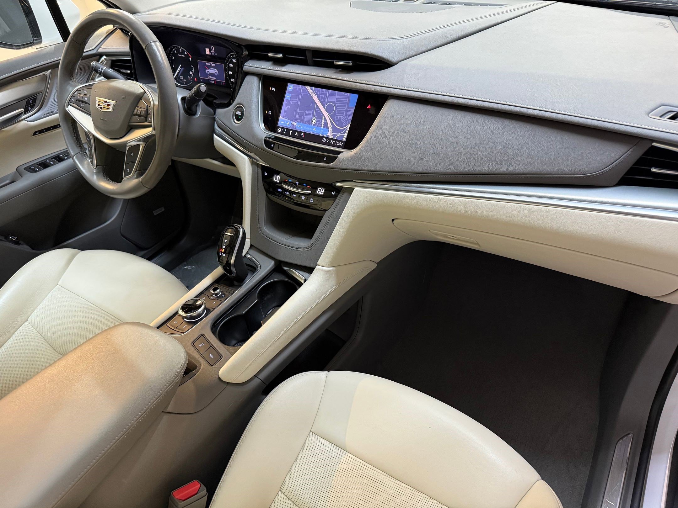 Certified 2023 Cadillac XT5 Premium Luxury image 50