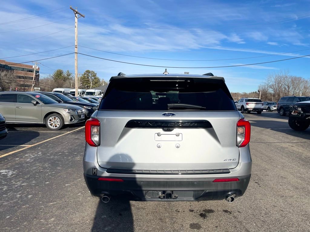 Used 2024 Ford Explorer ST-Line w/ Class IV Trailer Tow Package AWD/4WD image 4