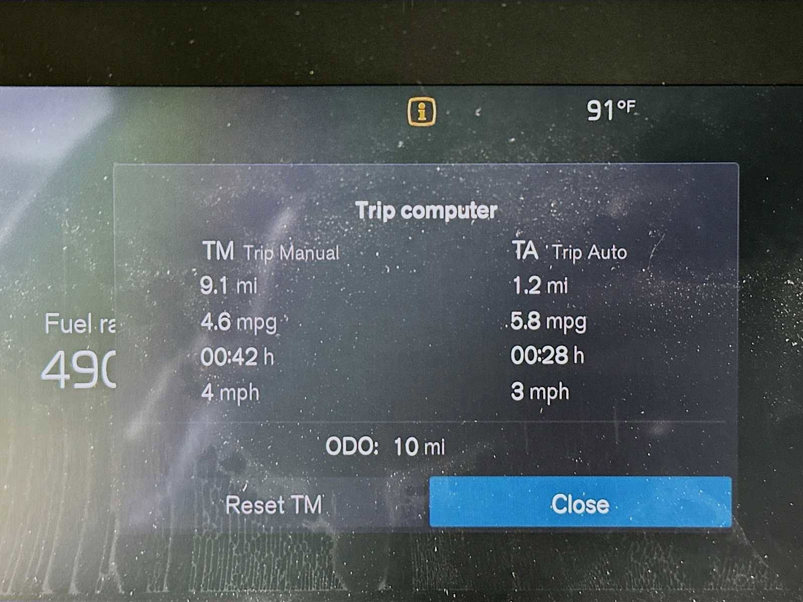 Used 2025 Volvo XC40 B5 Plus w/ Climate Package image 12