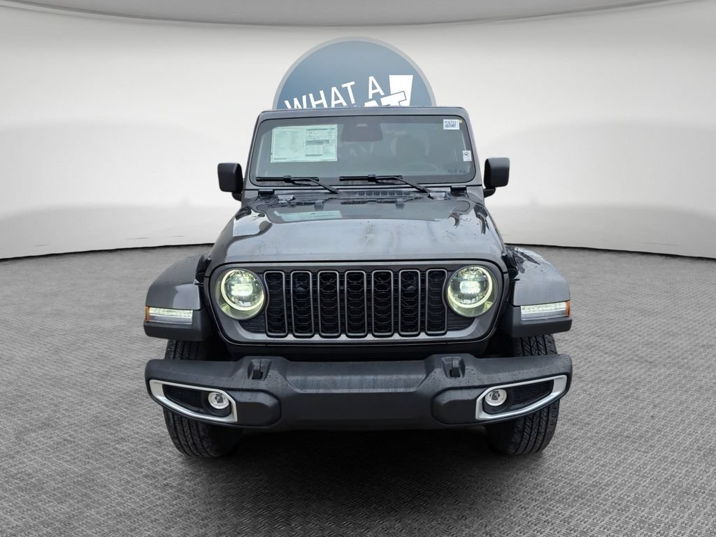 New 2026 Jeep Gladiator Sport AWD/4WD image 2