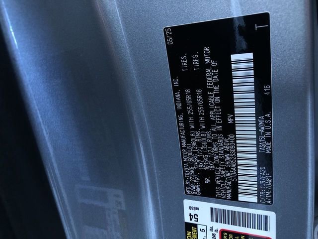 Used 2025 Toyota Grand Highlander AWD image 36