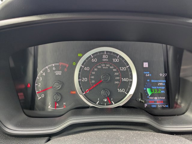 Used 2021 Toyota Corolla SE FWD image 16