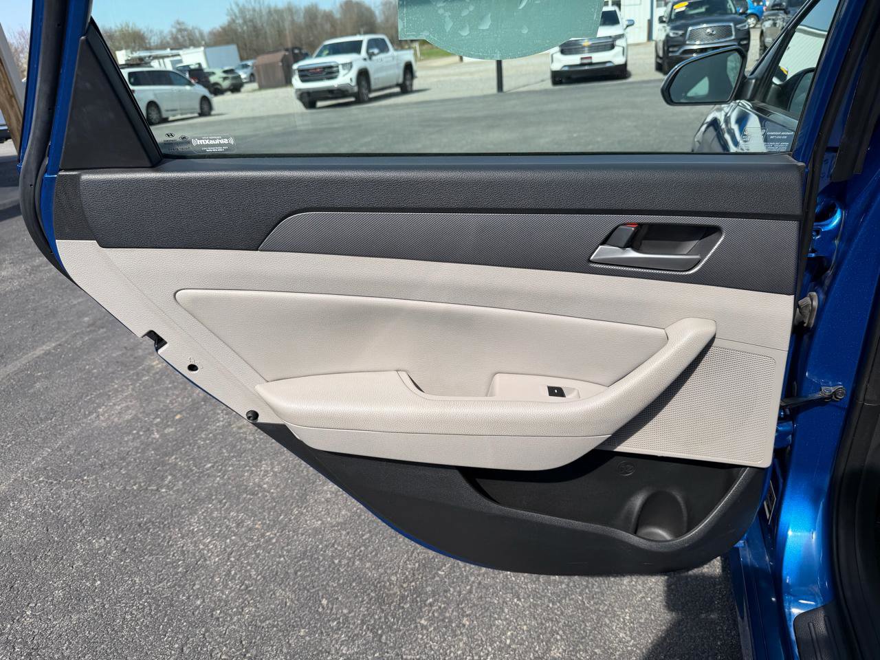 Used 2018 Hyundai Sonata SEL w/ Cargo Package image 15