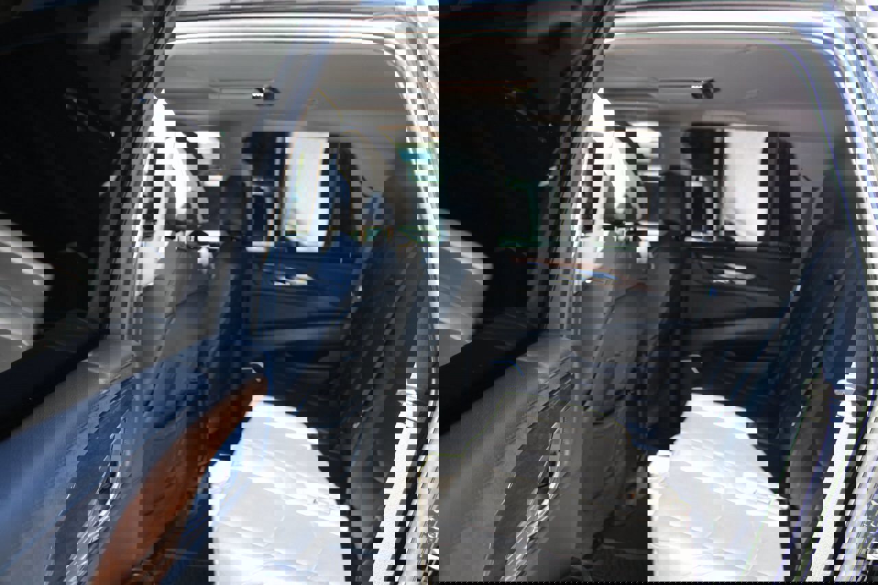 Used 2019 Cadillac Escalade Luxury image 11