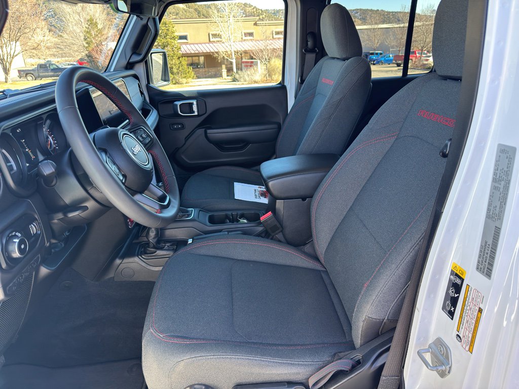 Used 2025 Jeep Wrangler Unlimited Rubicon image 16