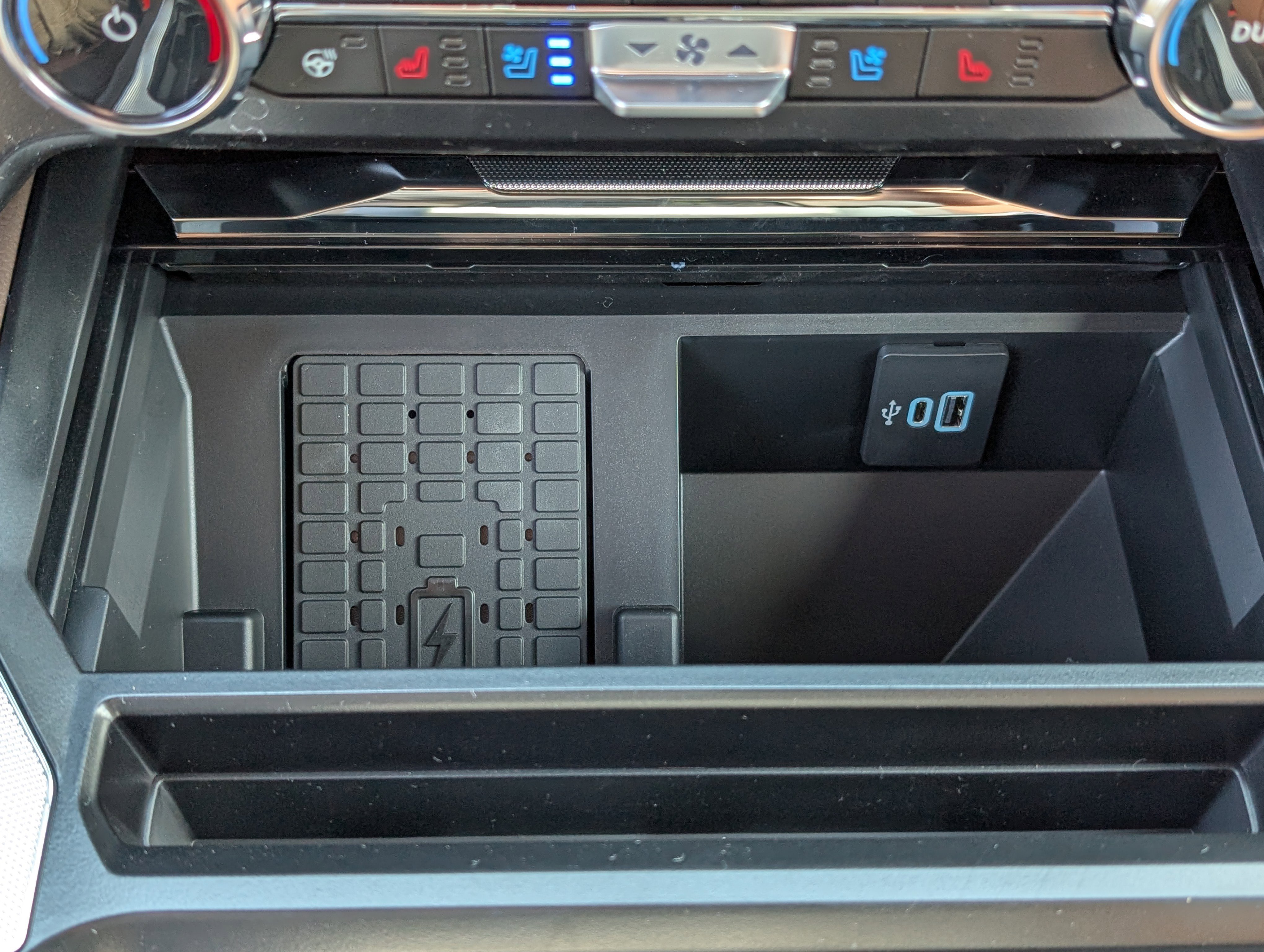 New 2026 Ford F250 King Ranch w/ Chrome Package image 30