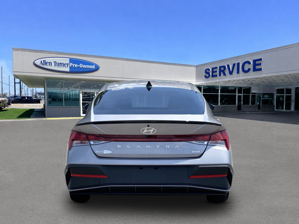 Certified 2026 Hyundai Elantra SEL FWD image 6