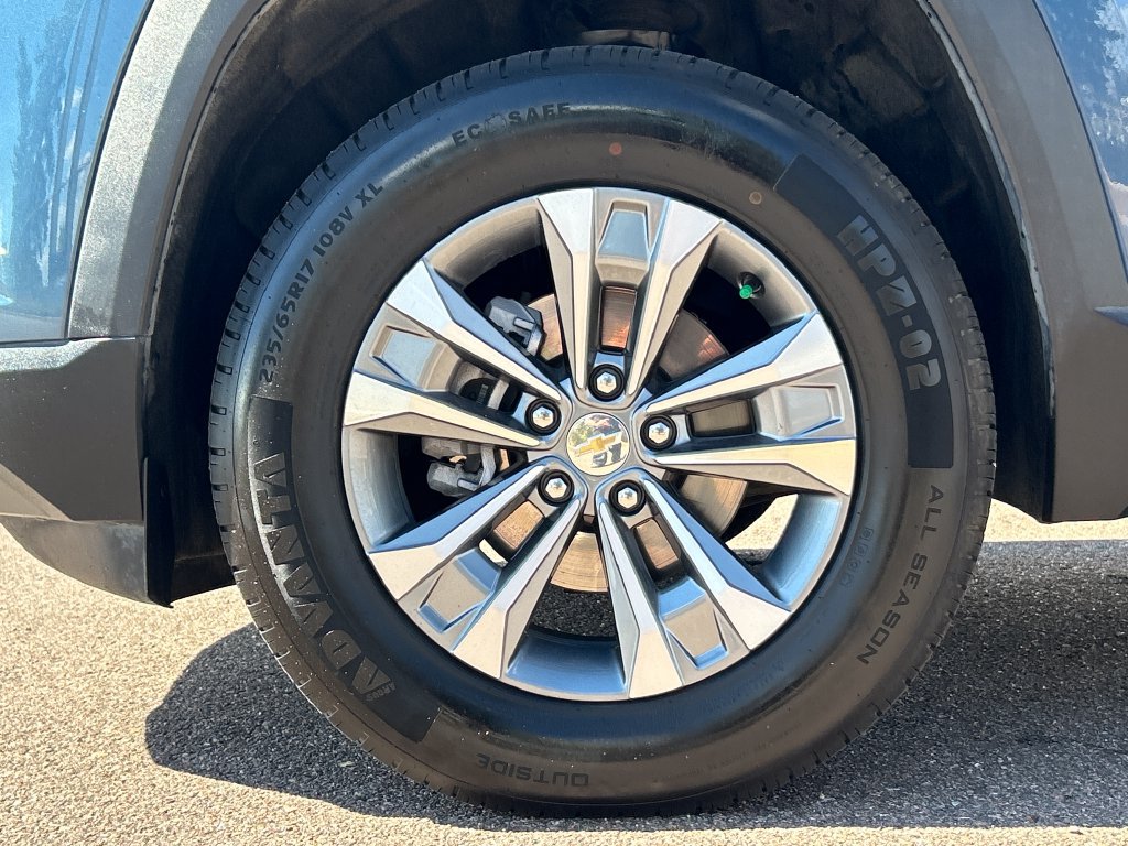 Used 2025 Chevrolet Equinox LT w/ Convenience Package II AWD/4WD image 25