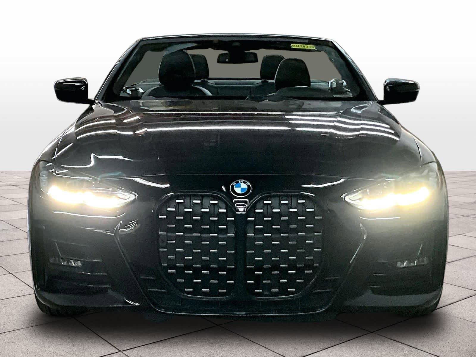 Used 2023 BMW 430i xDrive Convertible w/ M Sport Package image 3