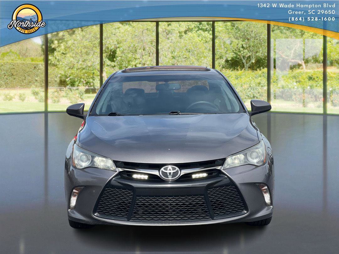 Used 2017 Toyota Camry SE w/ Moonroof Package image 23