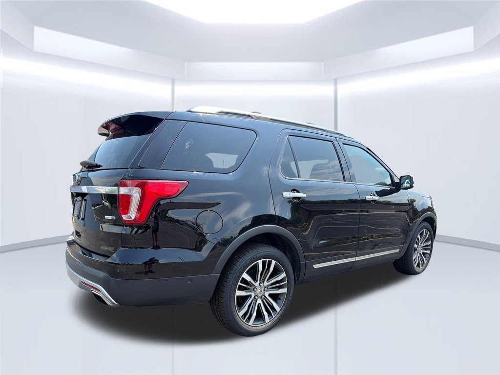 Used 2017 Ford Explorer Platinum AWD/4WD image 6