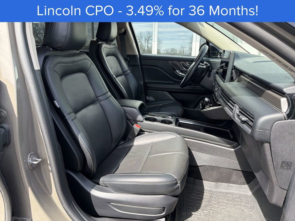 Certified 2025 Lincoln Corsair Reserve image 28