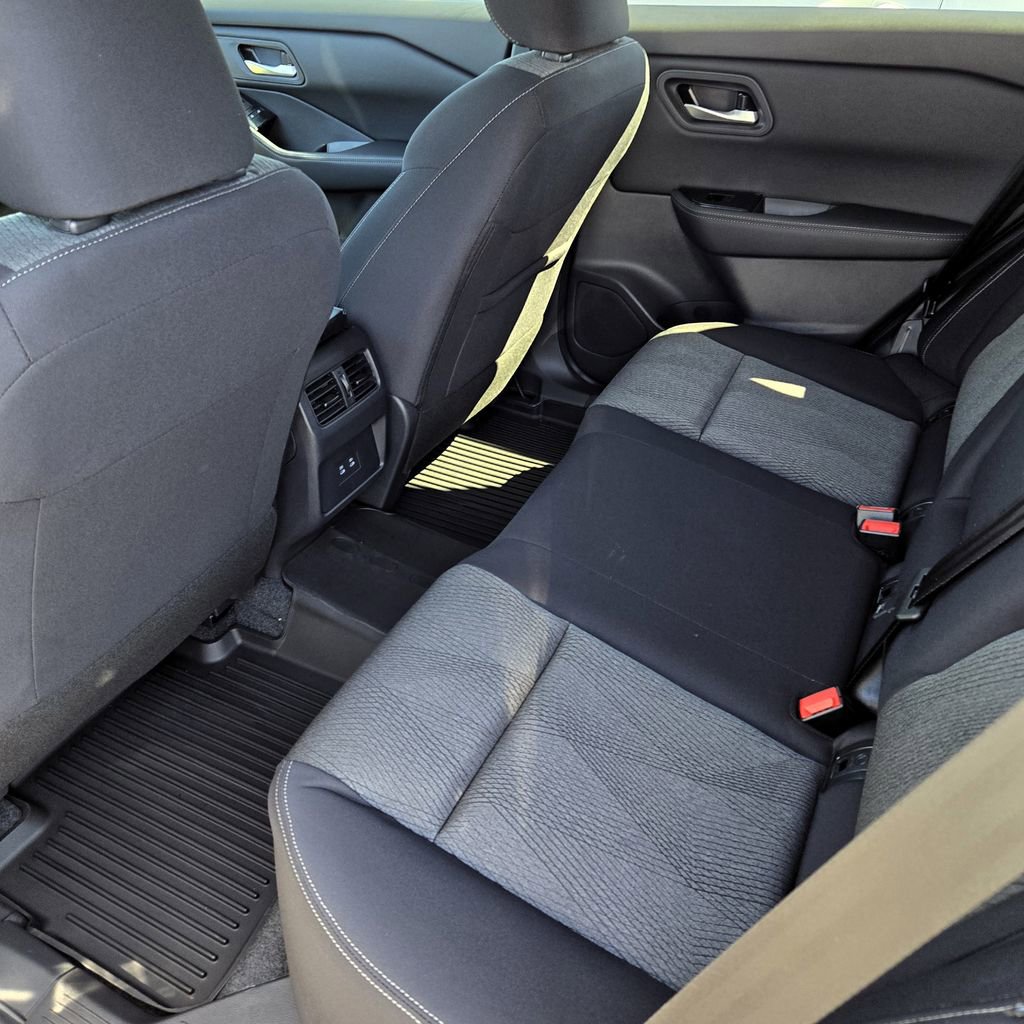 New 2026 Nissan Rogue SV w/ Cold Weather Package FWD image 10