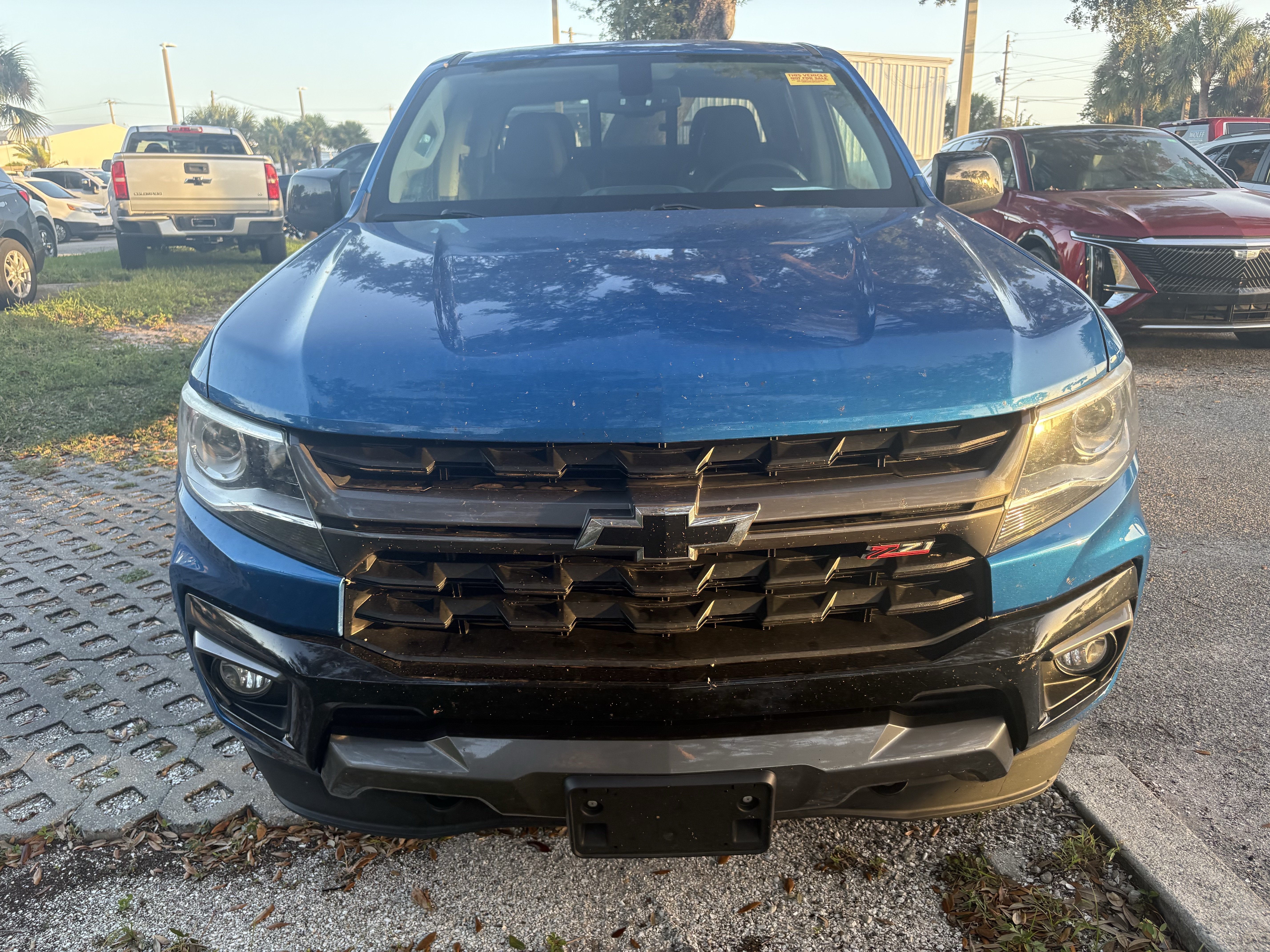 Certified 2022 Chevrolet Colorado Z71 w/ Trail Boss Package AWD/4WD image 2