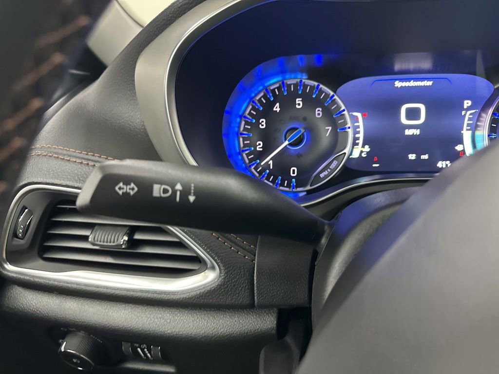 New 2026 Chrysler Pacifica Pinnacle image 33