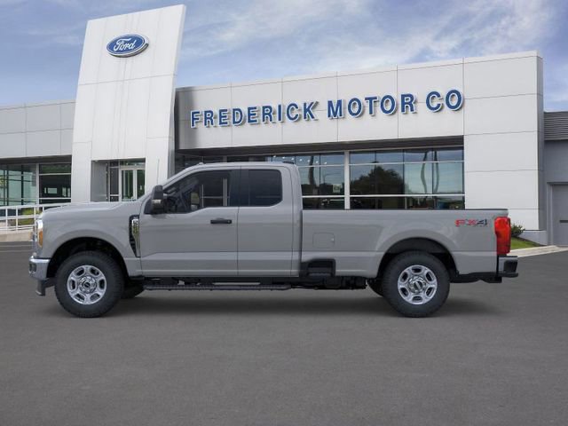 New 2026 Ford F250 XLT w/ FX4 Off-Road Package image 3
