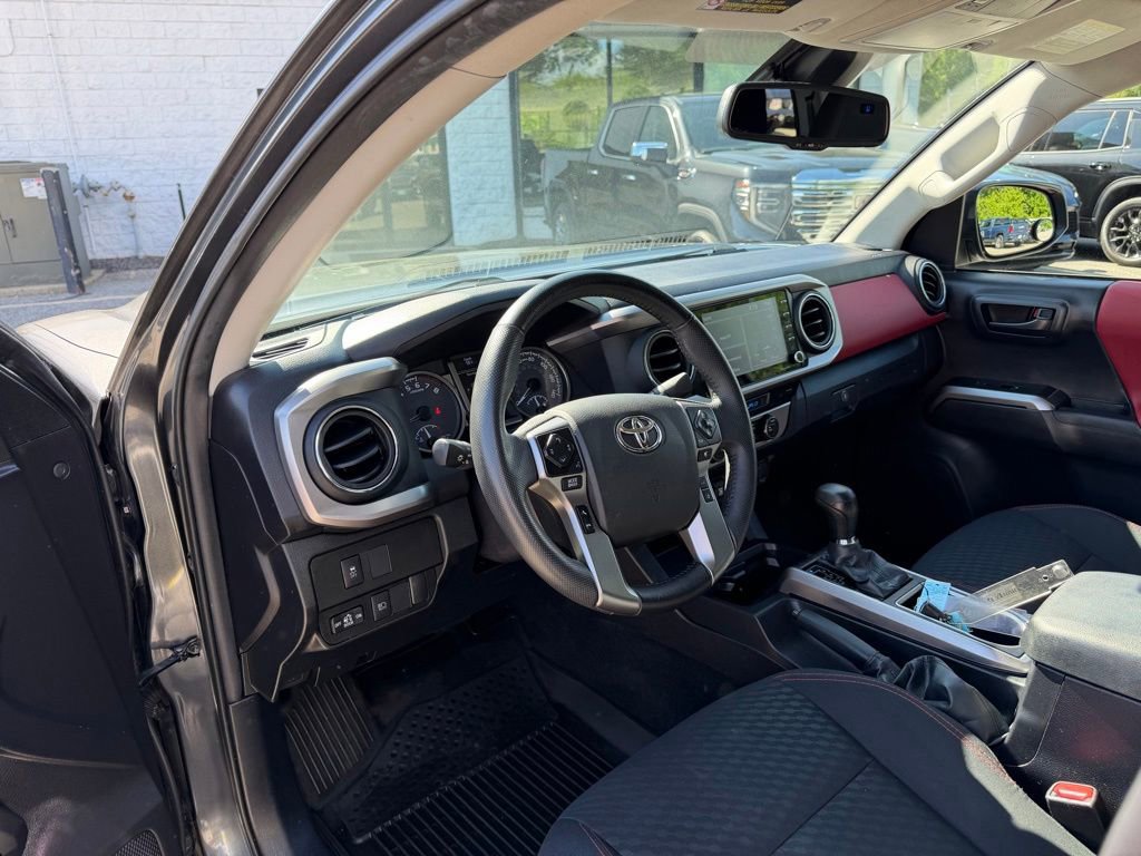 Used 2023 Toyota Tacoma SR5 AWD/4WD image 17