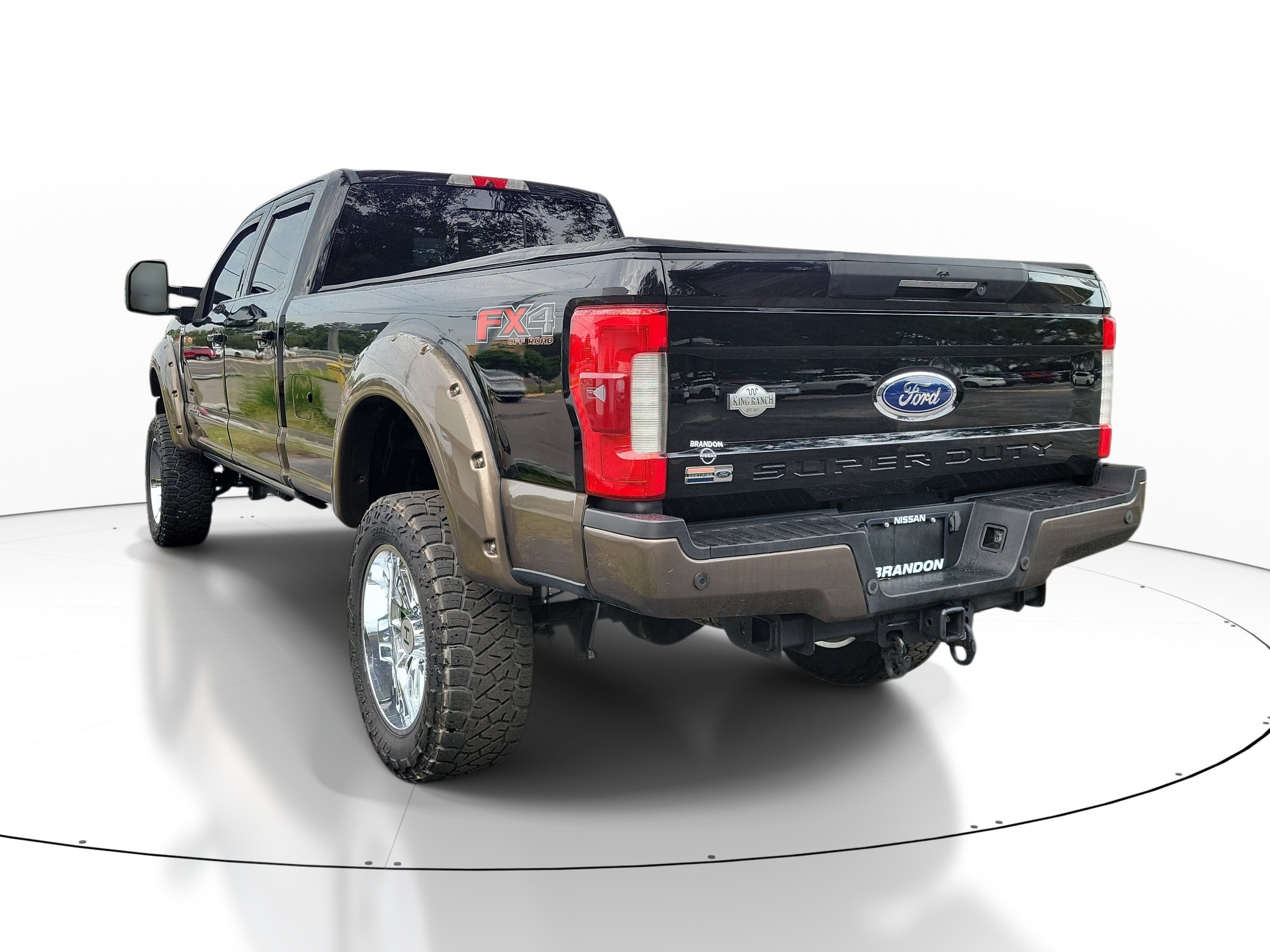 Used 2017 Ford F250 King Ranch w/ King Ranch Ultimate Package AWD/4WD image 6