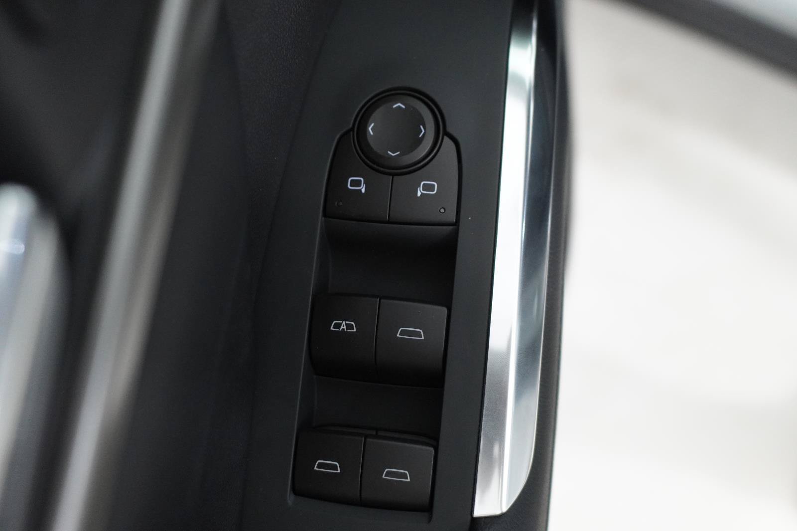 New 2026 Chevrolet Traverse LT FWD image 19