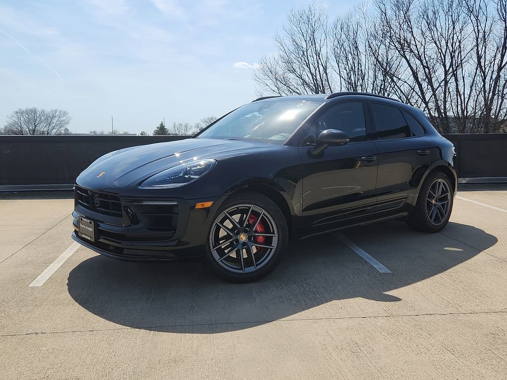 Used 2025 Porsche Macan S AWD/4WD image 1