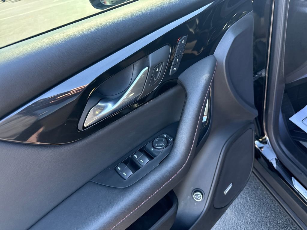 Used 2024 Chevrolet Blazer RS w/ Driver Confidence II Package image 14