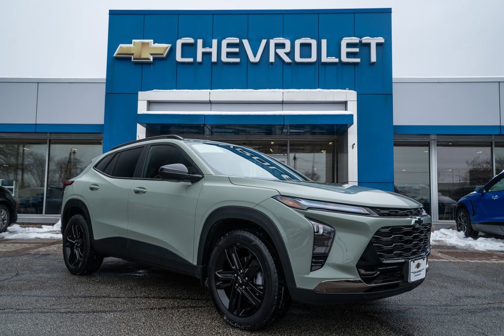 Used 2025 Chevrolet Trax ACTIV w/ Driver Confidence Package