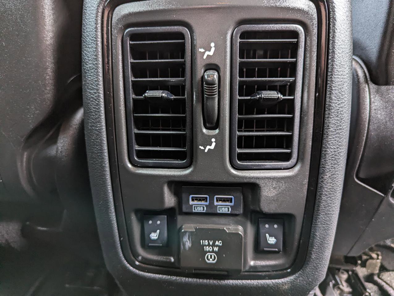 Used 2022 Dodge Durango GT image 37