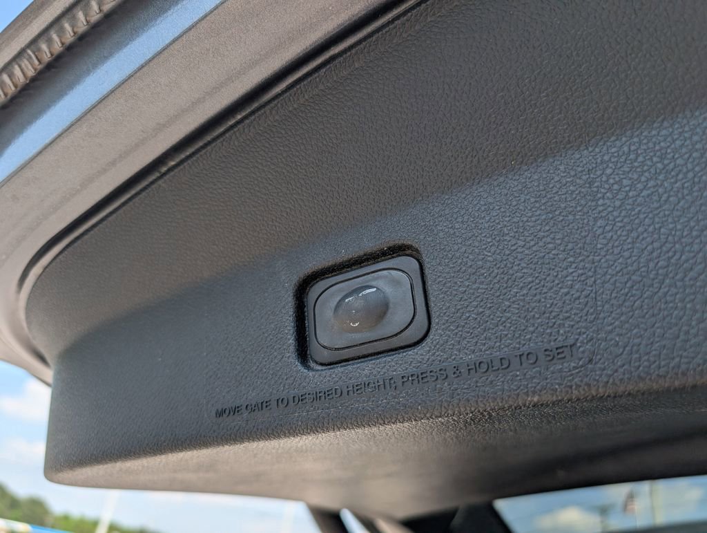 Used 2018 Ford Explorer Limited FWD image 35