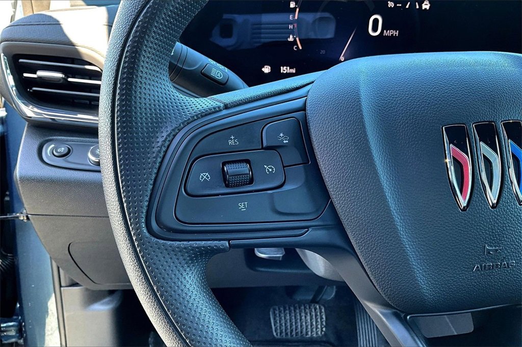 Used 2025 Buick Envista Preferred image 11