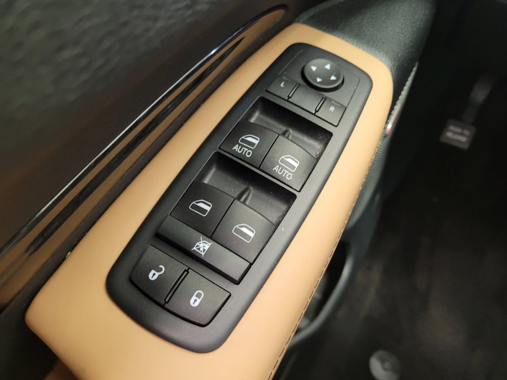 Used 2016 Dodge Durango Citadel w/ Premium Entertainment Group AWD/4WD image 27