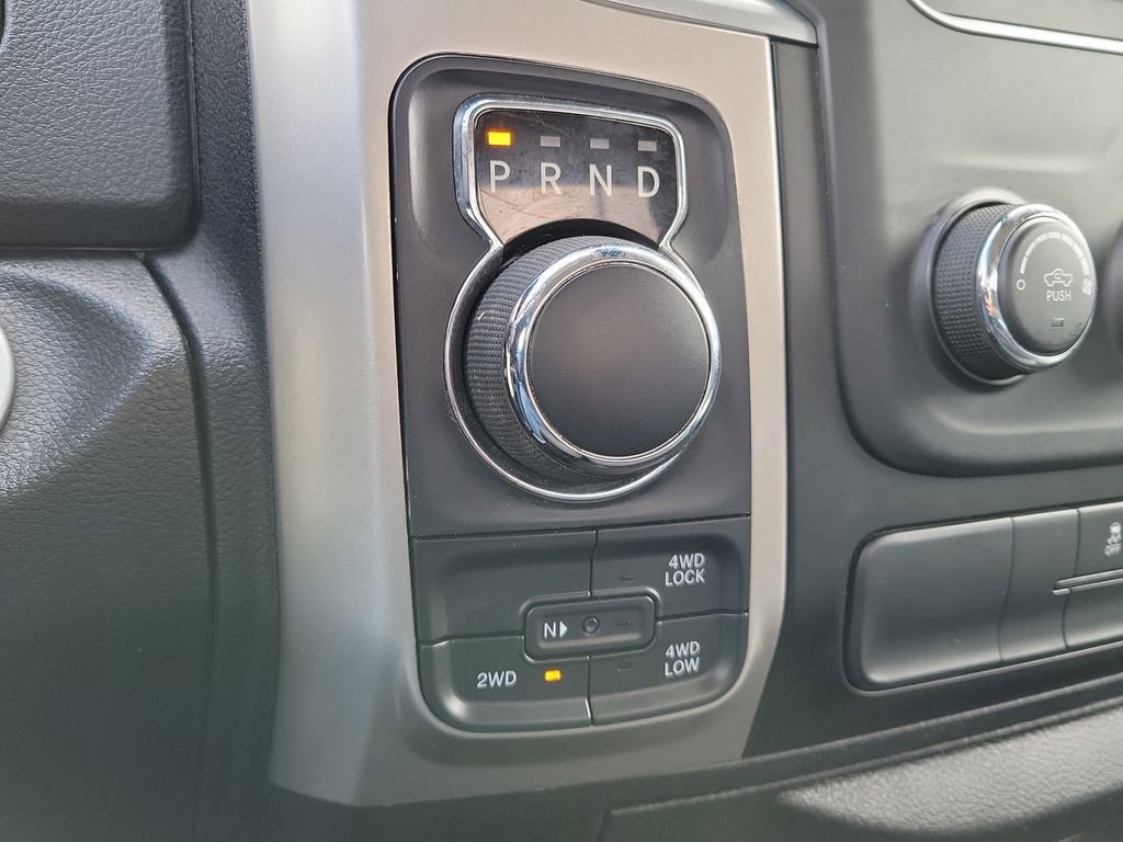 Used 2017 RAM 1500 Classic SLT image 16