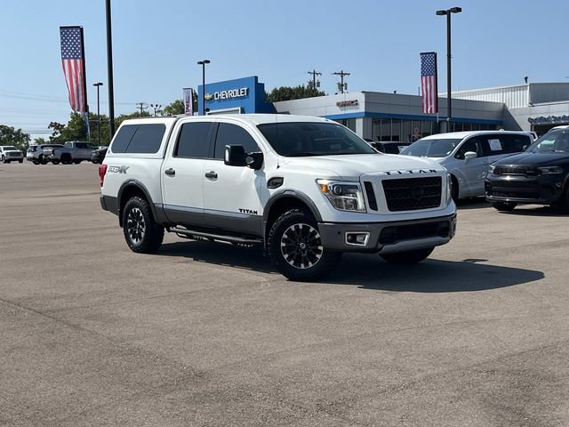 Used 2017 Nissan Titan PRO-4X AWD/4WD image 2