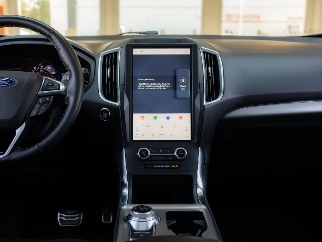 Used 2022 Ford Edge ST w/ Equipment Group 401A AWD/4WD image 22