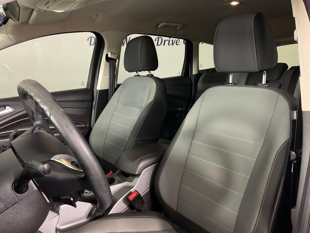 Used 2016 Ford Escape SE w/ Equipment Group 201A FWD image 14