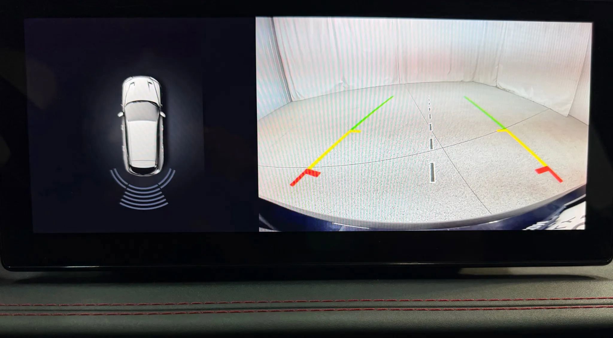 Used 2024 Dodge Hornet R/T image 24