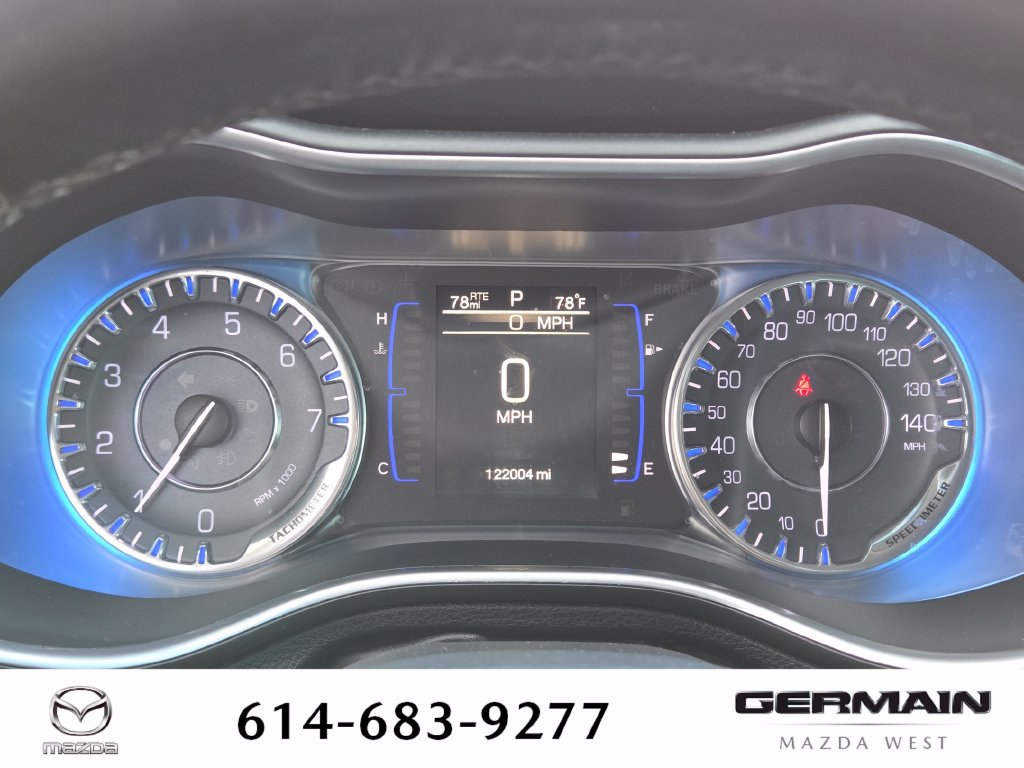 Used 2015 Chrysler 200 Limited w/ Convenience Group FWD image 23